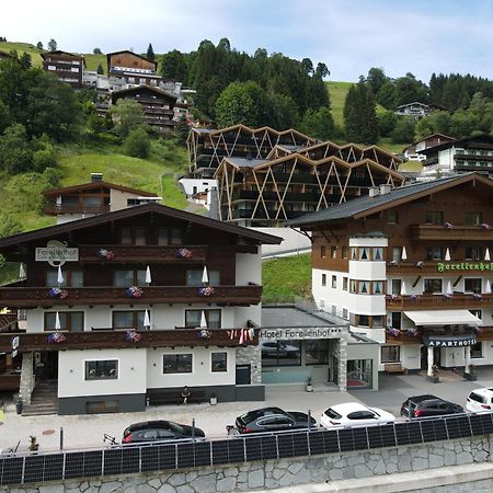 Apart-Hotel Forellenhof Saalbach-Hinterglemm Bagian luar foto