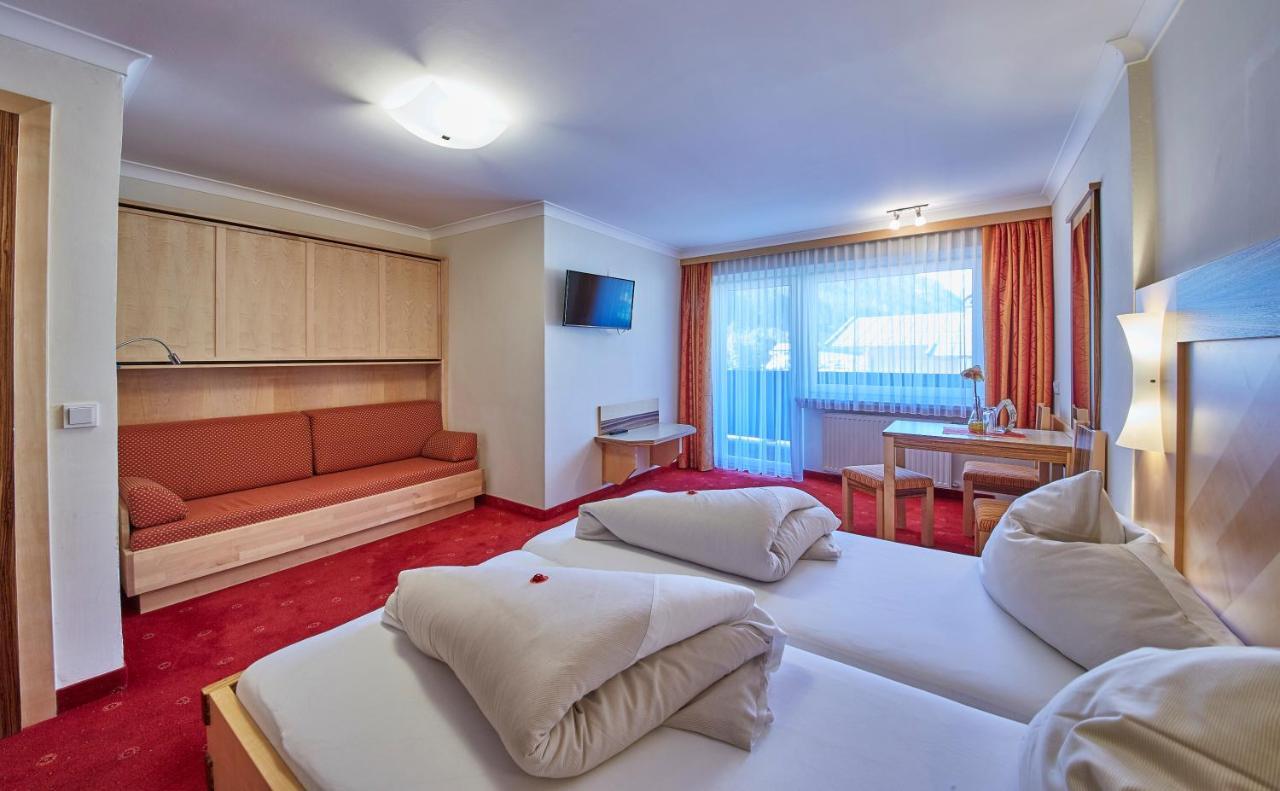 Apart-Hotel Forellenhof Saalbach-Hinterglemm Bagian luar foto