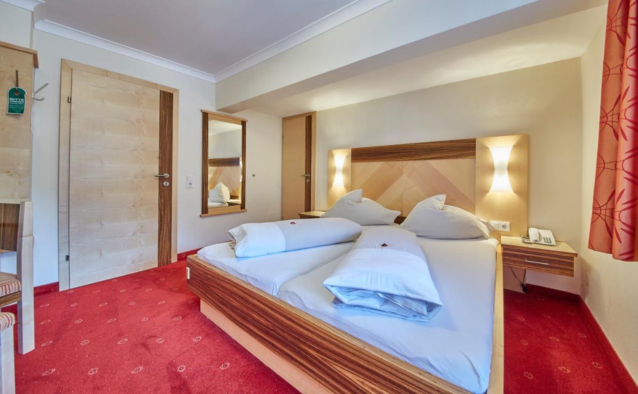 Apart-Hotel Forellenhof Saalbach-Hinterglemm Ruang foto